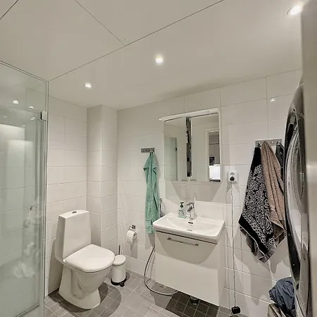 Huoneisto New One Bedroom With Terrace Close To Airport Vantaa
